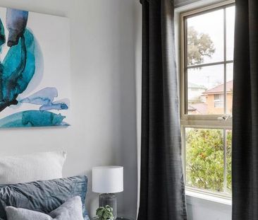 4 Gresswell Park Drive, Watsonia VIC 3087 - House For Rent | Domain - Photo 5