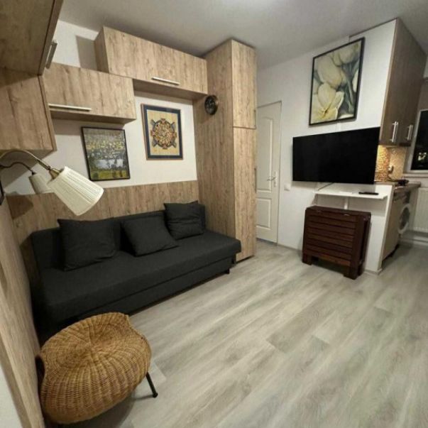 Garsoniera / 5 minute Metrou 1 Decembrie 1918 / - Photo 1