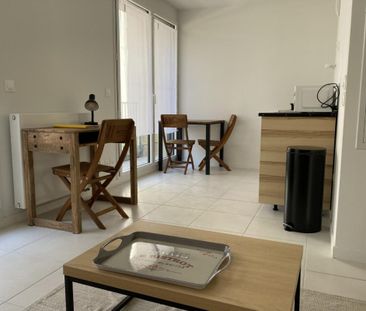 Location Appartement 1 pièce Meublé 25m² BORDEAUX 33800 - Photo 1