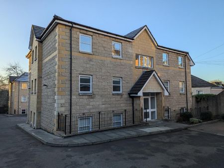 2 bedroom flat to rent - Photo 4