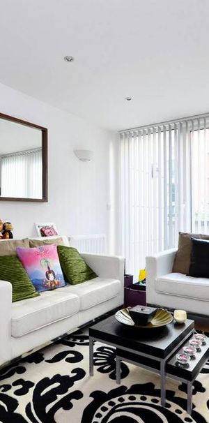 Studio to rent - Photo 1