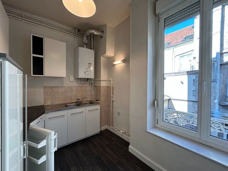 Location Appartement 3 pièces 61m² - Photo 3