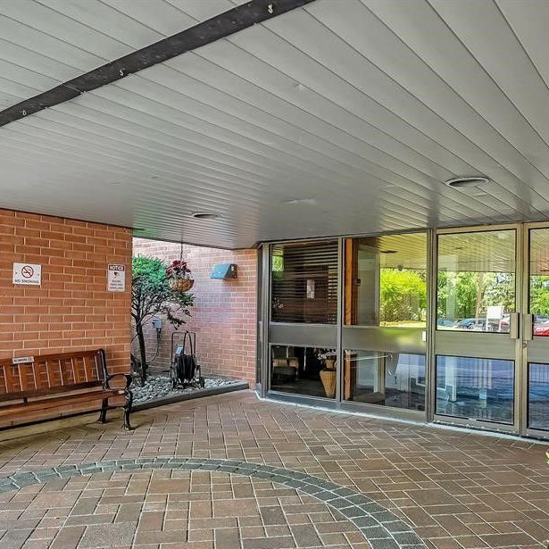 For Lease - 80 Sandcastle Drive Unit# 712, South of Baseline to Knoxdale, Ontario - Photo 1