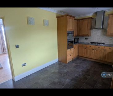 3 bedroom terraced house to rent - Photo 5