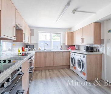 1 bedroom in a house share to rent - Photo 6