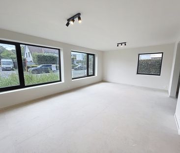 Modern appartement in het centrum van Tielt met garage - Photo 2