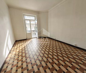Appartement T2 à louer Camas" rue Jaubert "à Marseille 05 - Photo 2