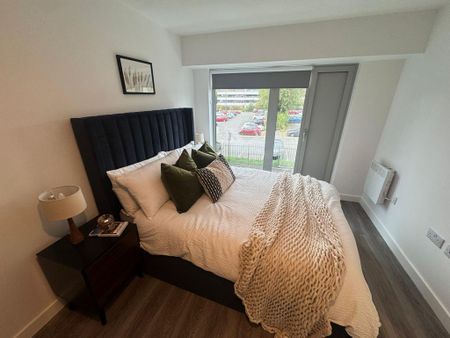 1 bedroom flat to rent - Photo 2