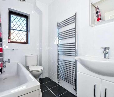 Thatcham, Berkshire, RG19 - Photo 5