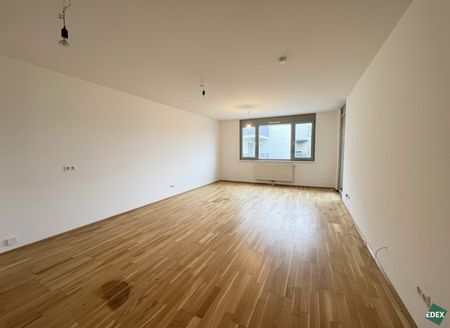 Moderne 2,5-Zimmer-Wohnung mit Loggia nahe Bushaltestelle 31A - Photo 3