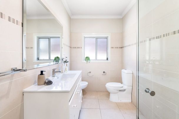 Kingsgrove - Photo 1