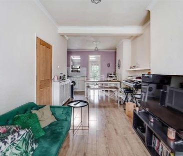 Parkleigh Road, South Wimbledon, SW19 - Photo 3