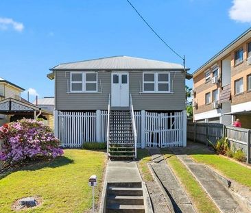 6 Cross Street, Fairfield QLD 4103 - House For Rent | Domain - Photo 6