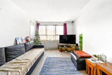 3 bedroom maisonette to rent - Photo 4