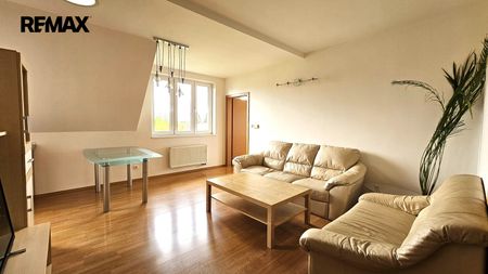 Pronájem bytu 2+kk v osobním vlastnictví 59 m², Praha 6 - Řepy - Photo 3