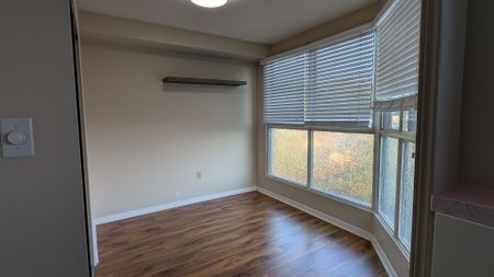 For Lease - 8351 Mclaughlin Road Unit# 403, Brampton, Ontario - Photo 3