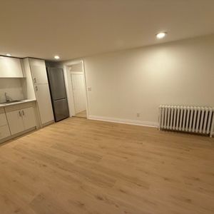 For Lease - 38 Fairfield Road Unit# Basement, Toronto, Ontario - Photo 2