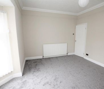 2 bedroom detached house to rent - Photo 2