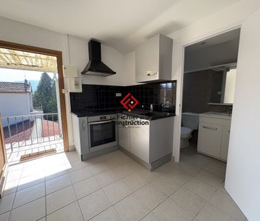 Location Appartement 1 pièce 27m² ST MARTIN D HERES 38400 - Photo 1