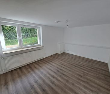 3-Zimmer-Souterrainwohnung – Erstbezug nach Renovierung mit Terrass... - Photo 2