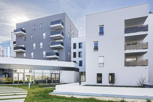 location Appartement T2 DE 47.1m² À VILLEURBANNE - Photo 1