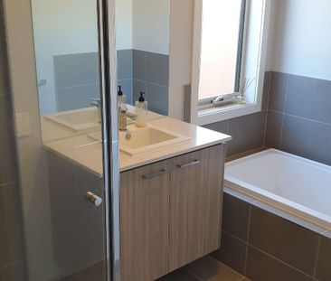 Thornhill Park - Photo 3