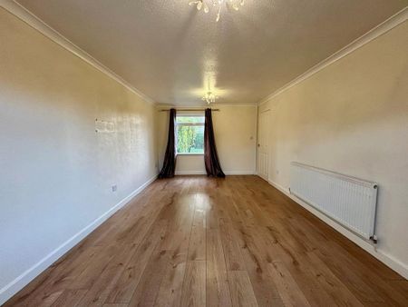 3 bedroom end of terrace house to rent - Photo 2