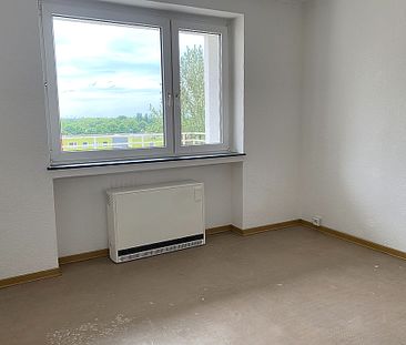 Unrenovierte 2,5 Zimmer Wohnung mit Balkon *** 750 Euro Gutschrift nach Anmietung*** - Foto 2
