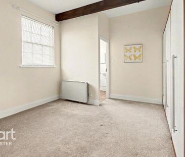 2 bedroom penthouse to rent - Photo 4
