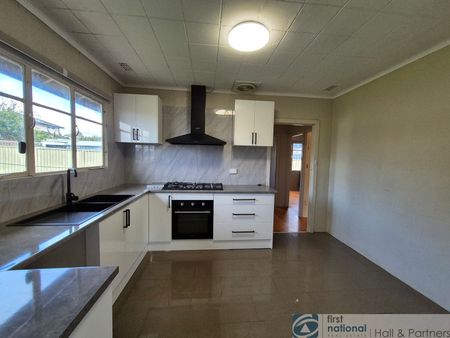 76 Boyd Street, Dandenong - Photo 3