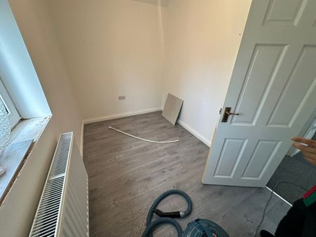 4 Bed Terraced House, Berrandale Road, B36 - Photo 3