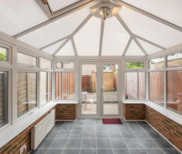 2 bedroom terraced house to rent - Photo 4