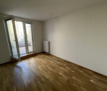 Moderne 1-Zimmer-Wohnung mit Dachterrasse - Foto 1