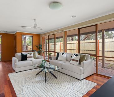 TIMELESS ELEGANCE IN THE HEART OF MALVERN EAST - Photo 4