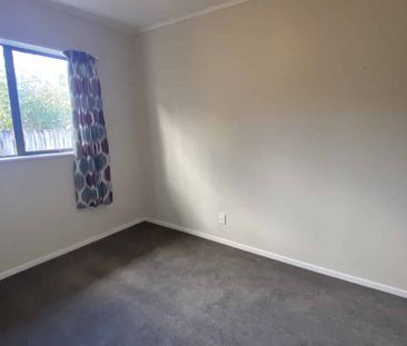 TAWHERO - 2 BEDROOMS - Photo 1