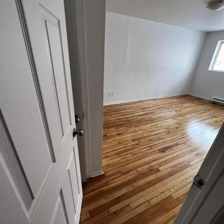 1 CH - 1 SDB - Saint-Eustache - $1,200 /mo - Photo 4