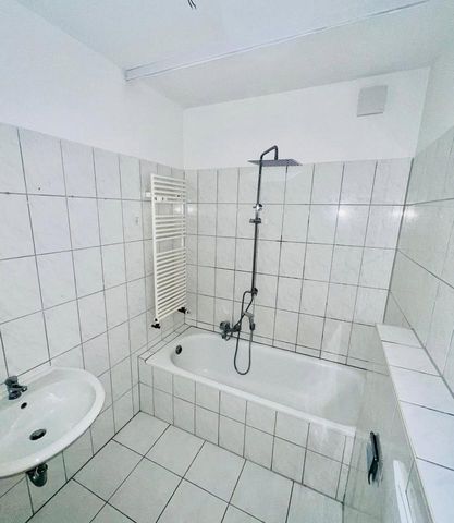 Studioartige 3-ZW mit Terrasse und neuer EBK - Photo 2