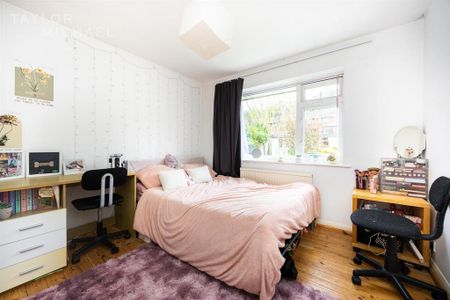 4 bedroom terraced house to rent - Photo 4