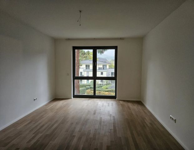 Moderne Etagenwohnung im schönen Lemmerzpark *Einbauküche - Photo 1