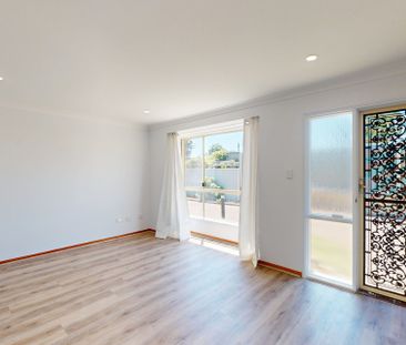 3/3 Marks Point Road, Marks Point NSW 2280 - Photo 5