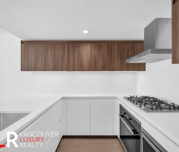 Condo in Richmond, BC - Photo 2
