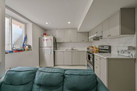 For Lease - 3 Rambling Oak Drive Unit# Basement, Brampton, Ontario - Photo 3