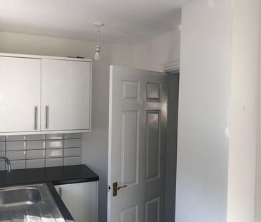 2 Bed Terraced House, Sunbeam Road, L13 - Photo 6