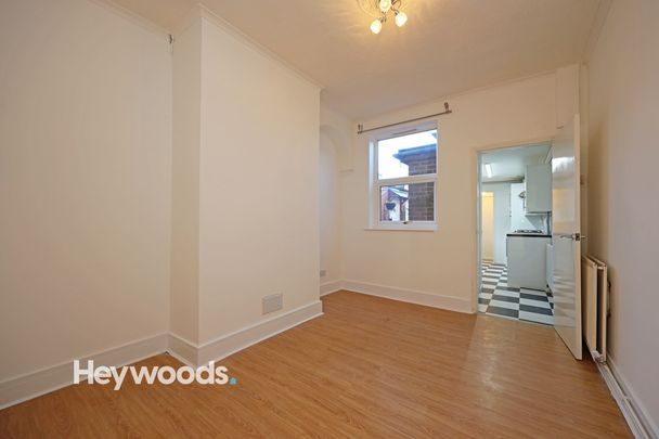 2 bed terraced house to rent in Edward Street, Stoke-on-Trent, Staffordshire - Photo 1