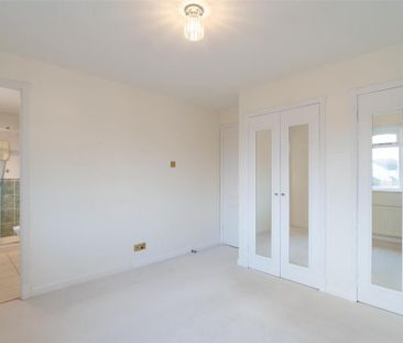3 bedroom detached house to rent - Photo 6