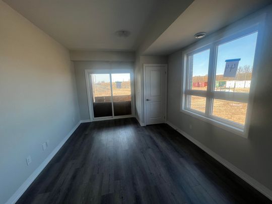 For Lease - 6705 Cropp Street Unit# 44, Niagara Falls, Ontario - Photo 1