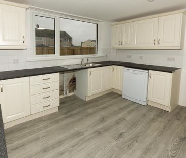 14 Valetta Park, Newtownards, BT23 4RL - Photo 5