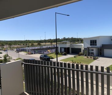 Perfectly Positioned 3-bedroom home in Baringa - Photo 5