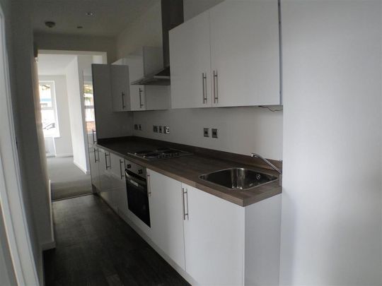 2 bedroom maisonette to rent - Photo 1