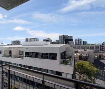 Apartment in Queen St - Photo 5